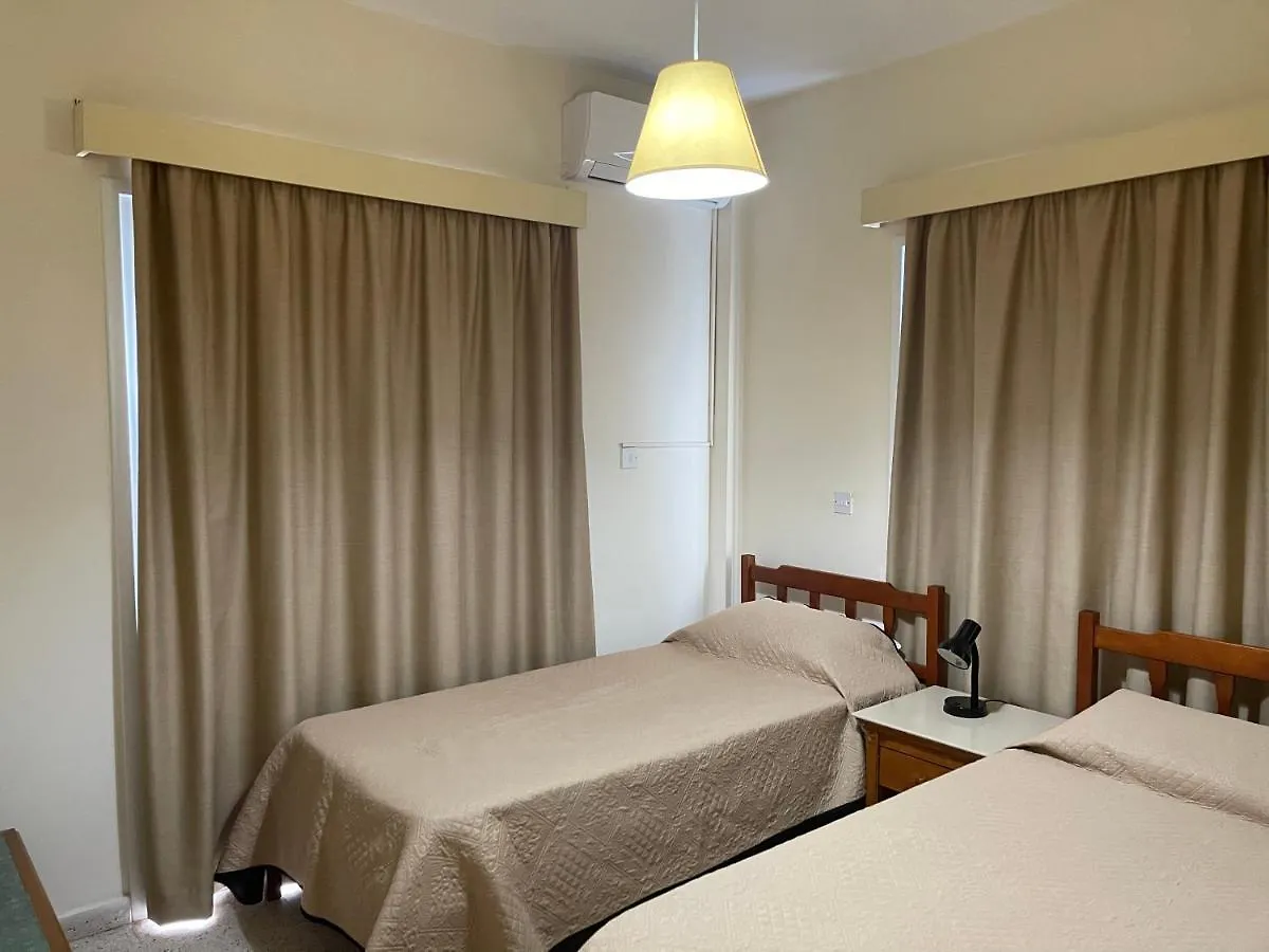 איה נאפה Terpsithea Apartments קפריסין