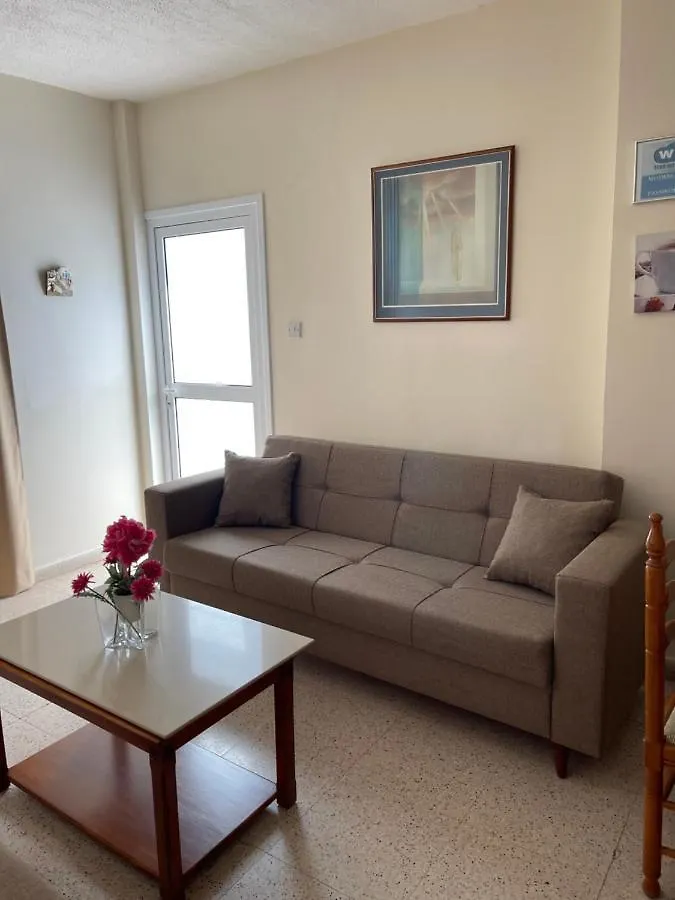 איה נאפה Terpsithea Apartments